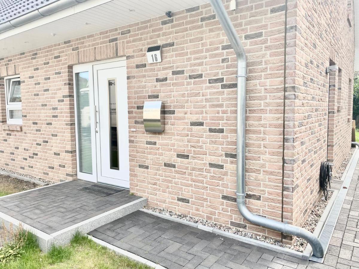 Luxury design eco house in Lübeck city with garden - terrace - home office - smart TV with Netflix Exterior foto
